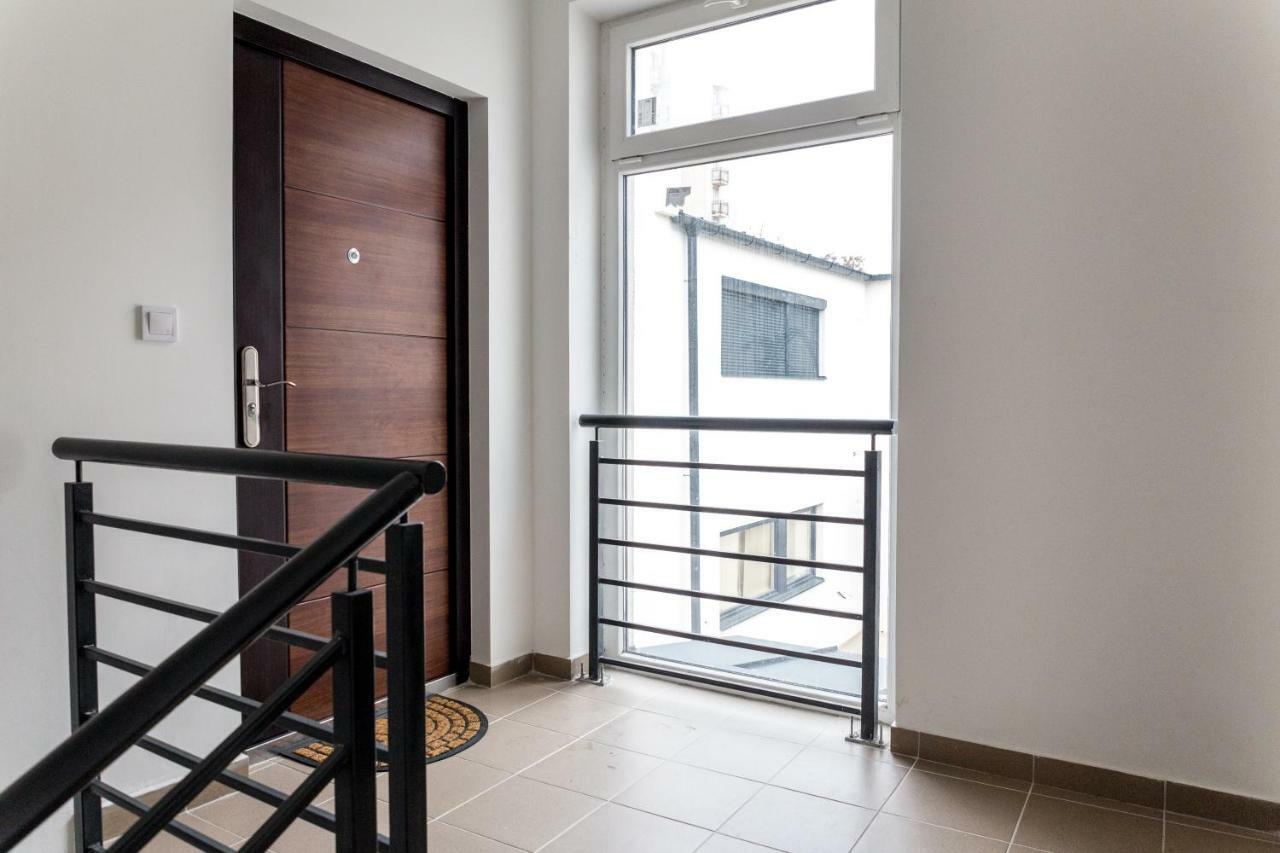Defne Apartman Debrecen Exterior photo